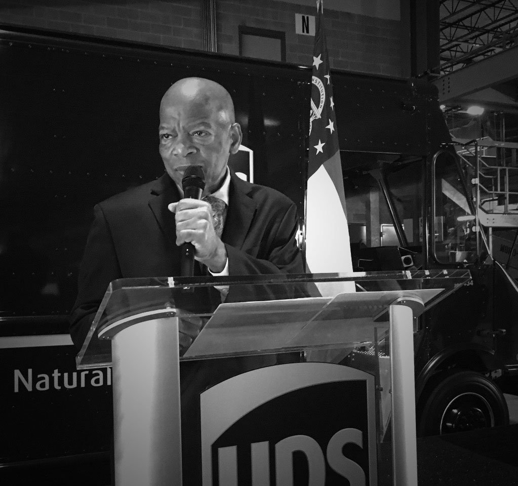UPS Kongre Üyesi Lewis’in Yasını Tutmaktadır