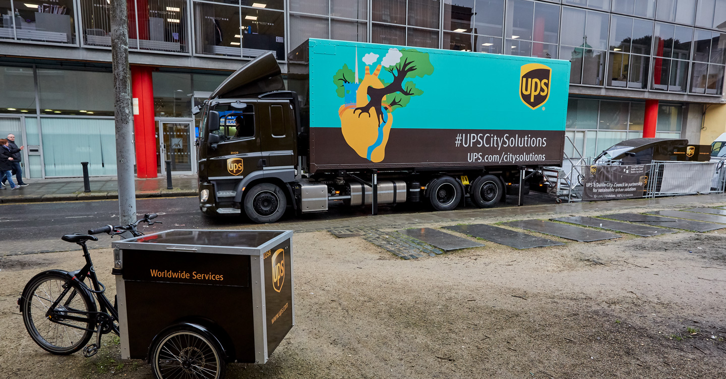 Soluções inteligentes e sustentáveis ajudam a UPS a entregar